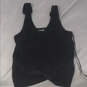 Black knit crop top